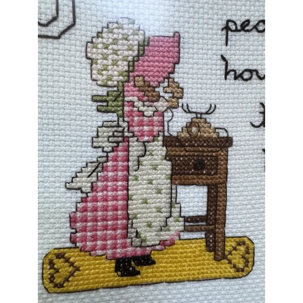Vintage Holly Hobbie Sisters Cross Stitch Framed Sunbonnet Girl Wall Decor‎